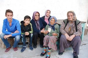 102 yaşındaki Adile nineden sağlıklı yaşamın sırları