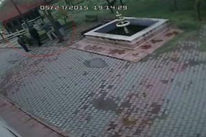 SP lideri Kamalak'ın korumaları cami imamını d&ouml;vd&uuml;