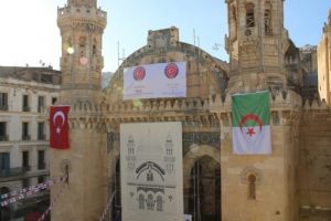 TİKA Cezayir'in "bağımsızlık sembol&uuml;" camiyi restore ediyor