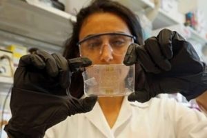 T&uuml;rk doktordan cilt kanserini 10 saniyede teşhis eden cihaz