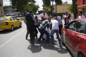 Edirne'de silahlı kavga: 2 polis yaralı