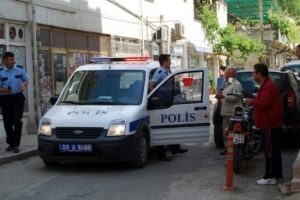 15 bin liralık dolandırıcılığı bankanın g&ouml;revlisi &ouml;nledi