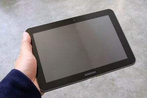 Samsung Galaxy Tab 8.0 S2 y&uuml;z&uuml;n&uuml; g&ouml;sterdi!