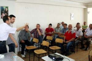 Mudanyalı şof&ouml;rlere trafik ve ilkyardım eğitimi