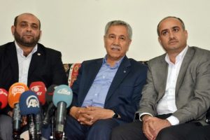 "Bazı siyaset&ccedil;iler ipin ucunu ka&ccedil;ırdı"