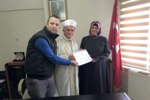 Bursa'da Brezilyalı gen&ccedil; kız, M&uuml;sl&uuml;man oldu