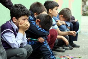 Bisiklet i&ccedil;in ağlayan madenci &ccedil;ocuklarına belediyeden bisiklet