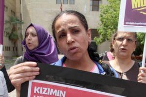 Bursa'da 17 yaşındaki kızı silahla vurulan anne feryat etti!