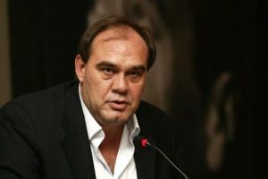 K&uuml;me d&uuml;şen kul&uuml;plerin &ccedil;ağrısına Demir&ouml;ren'den cevap!