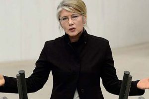 Emine &Uuml;lker Tarhan'dan bomba CHP iddası