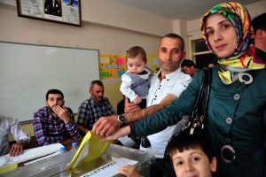 Bursa'da 'Recep Tayyip Erdoğan' ailesi ile birlikte sandık başındaydı