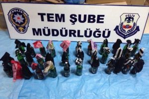 Se&ccedil;im g&uuml;n&uuml; 35 adet molotof kokteyli ele ge&ccedil;irildi
