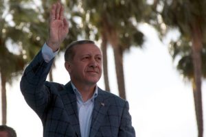 "Cumhurbaşkanı Erdoğan irtifa kaybetti"