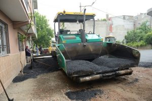 Bursa Osmangazi'de asfalt &ccedil;alışmaları hızlandı