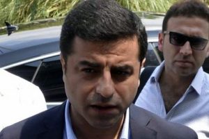 HDP Eş Başkanı Selahattin Demirtaş: AK Parti ile koalisyon se&ccedil;eneğimiz yok