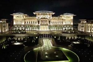 AO&Ccedil; davasında t&uuml;m talepler kabul edildi: Ak Saray tahliye mi edilecek?