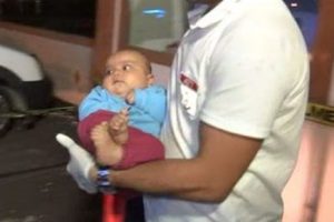 Suriyeli kadınlar 7 aylık bebeği bırakıp ka&ccedil;tı