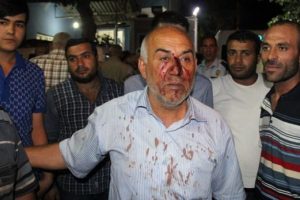 &Ccedil;ocuklarının kavgasına aileler de katıldı: 1 &ouml;l&uuml;, 2 yaralı