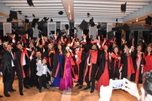 Ekole &Ouml;zel &Ouml;ğretim Merkezi 17. d&ouml;nem mezunları...