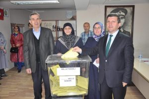 Bursa'da Ak Partili Başkan oy kaybının nedenlerini sorgulayacak