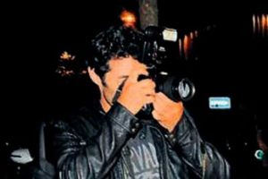Mert Fırat paparazziliğe soyundu...
