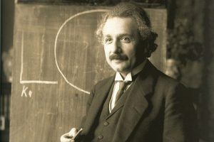 Einstein'ın mektupları a&ccedil;ık artırmaya &ccedil;ıkıyor