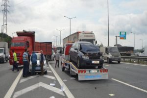 Kaza trafiği fel&ccedil; etti