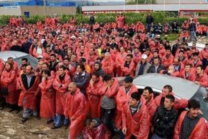 Renault emek&ccedil;isinin yolundan gidilmeli