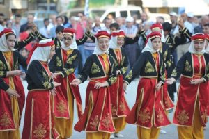 Bursa Orhangazi'de folklor ş&ouml;leni