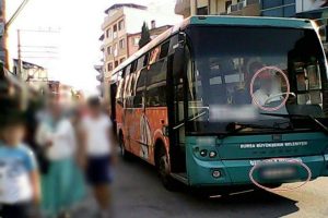 Bursa'da &ouml;zel halk otob&uuml;s&uuml;nde kart vurgunu!