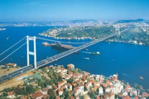 İstanbul Boğazı gemi ge&ccedil;işine kapandı!