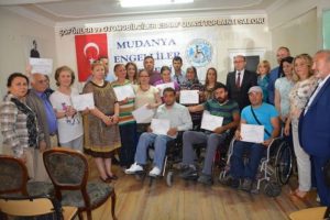 Mudanya'da engelliler filografi sanatını &ouml;ğrendi