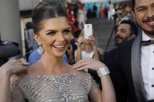 Pelin Karahan'a Beyrut'tan b&uuml;y&uuml;k &ouml;d&uuml;l