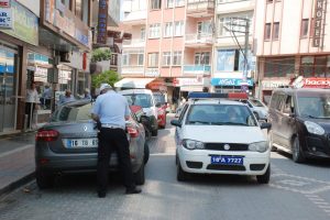 Bursa'da park yasağına uymayanlara ceza yağdı!