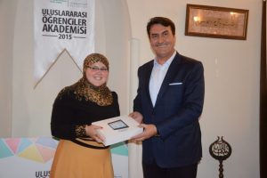 Yabancı &ouml;ğrenciler diplomalarını D&uuml;ndar'dan aldı