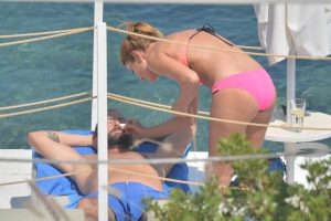 Ece Vahapoğlu Cihan Alpay ile Bodrum tatilinde...