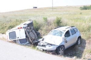 Bursa'da servis aracına otomobil &ccedil;arptı: 16 yaralı