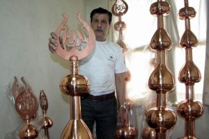 Bursalı alem ustası zamana direniyor