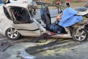 Facia! 1'i bebek 3 &ouml;l&uuml;, 4 ağır yaralı