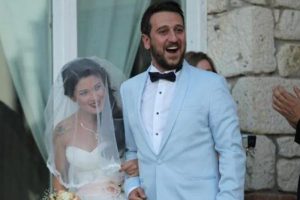&Uuml;nl&uuml; oyuncu evlendi!