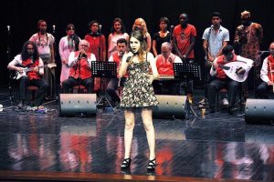 80 &uuml;lkeden 200 &ouml;ğrencinin mezuniyet sevinci