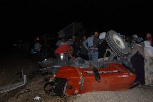 Şırnak'ta feci kaza: 3 &ouml;l&uuml;, 5 yaralı
