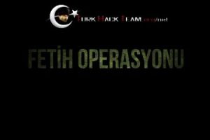 T&uuml;rk hackerlar 702 internet sitesine bu g&ouml;rseli yerleştirdi