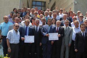 "HDP ile kurmayız, AKP ile CHP koalisyon kursun"