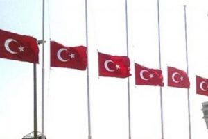 Bursa Emniyet M&uuml;d&uuml;rl&uuml;ğ&uuml;'nden 'bayrak' talimatı