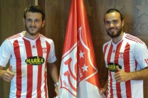 Medicana Sivasspor'da &ccedil;ifte imza!