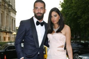 Arda Turan d&uuml;ğ&uuml;n provası yaptı...