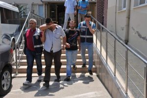 Bursa'da tarihi eserleri satarken yakalandı!
