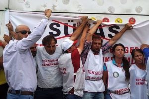 "İstihdam sanayiye fazla geliyor, iş&ccedil;i kıyımı kapıda"