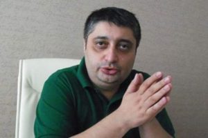Nasuhi G&uuml;ng&ouml;r'den Demirel yazısı